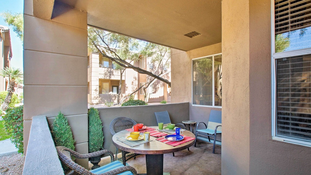Photo of Outdoor in Paradise Valley Village