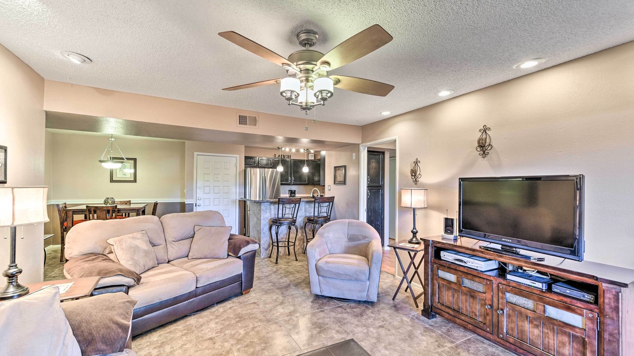 Photo of Livingroom in Mesa Grande