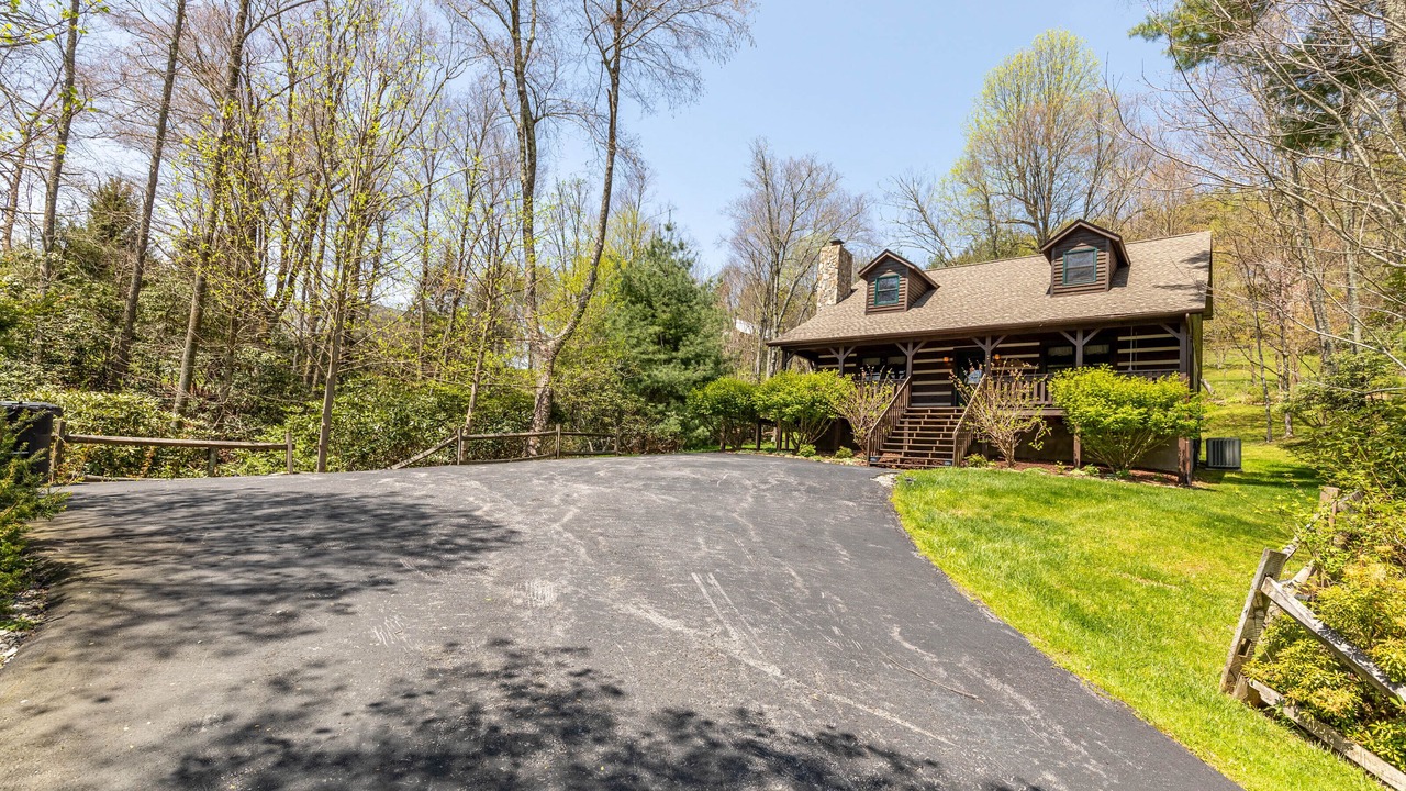 Photo of Outdoor in Boone