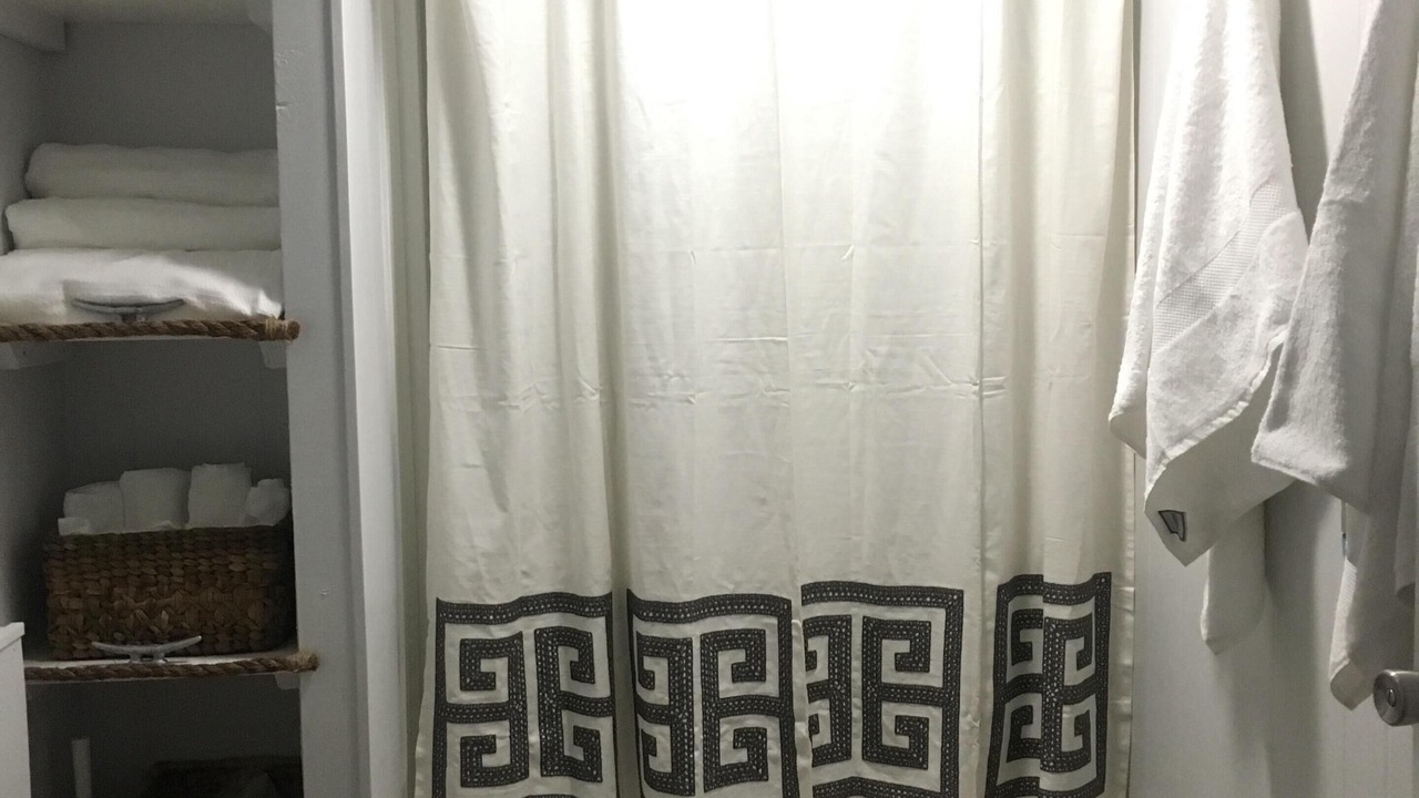Photo of Bathroom in Andersonville