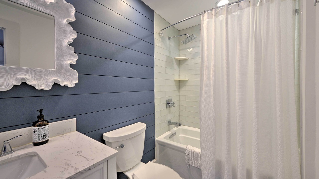 Photo of Bathroom in Ocean Grove