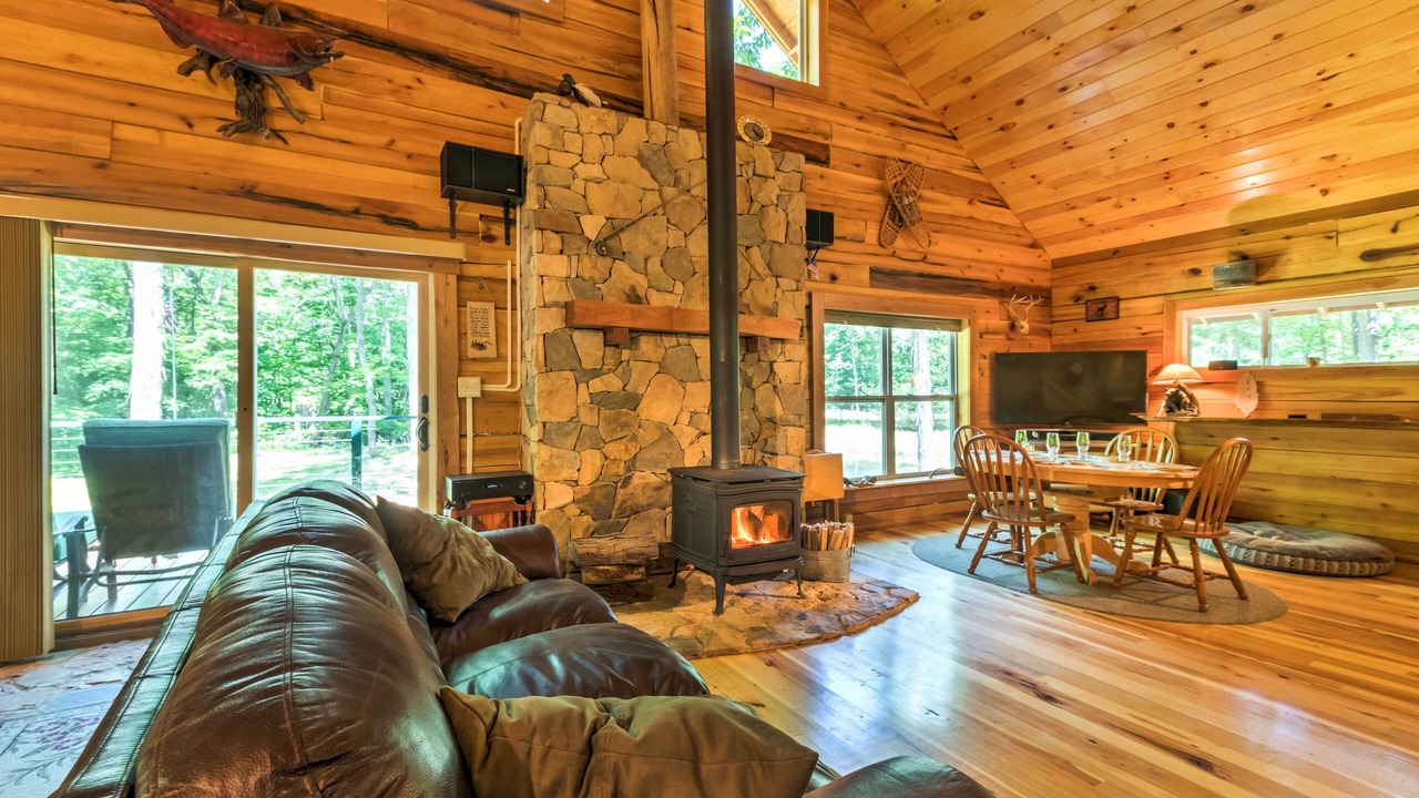 Photo of Livingroom in Lyndhurst