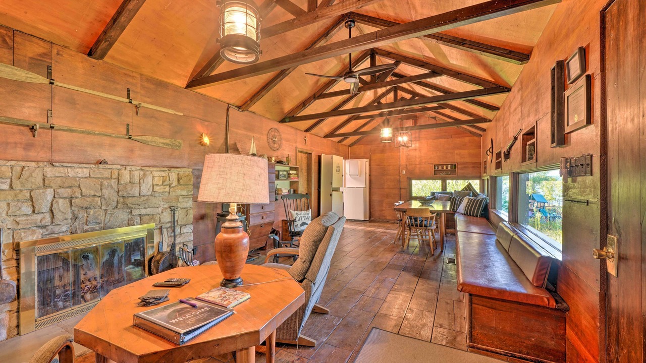 Photo of Livingroom in Westford