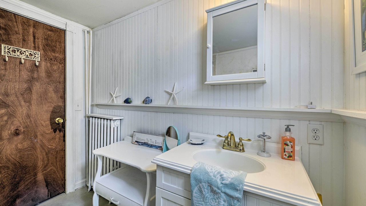Photo of Bathroom in Ortley Beach