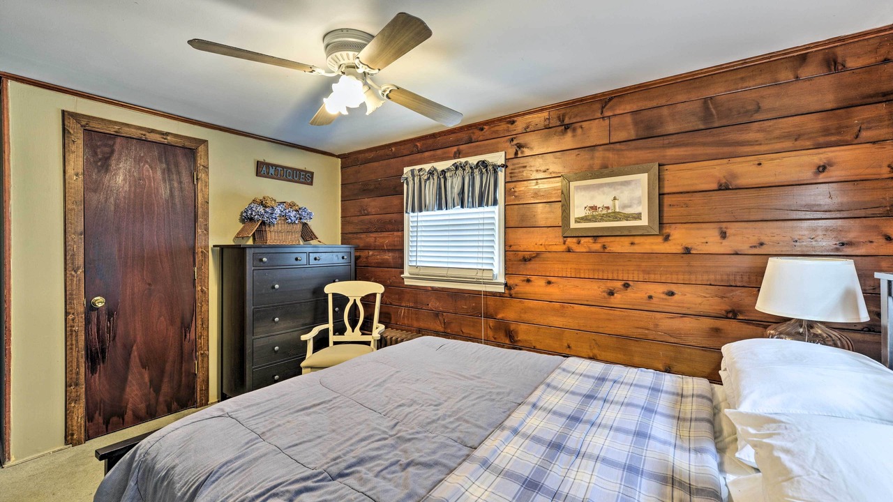 Photo of Bedroom in Ortley Beach