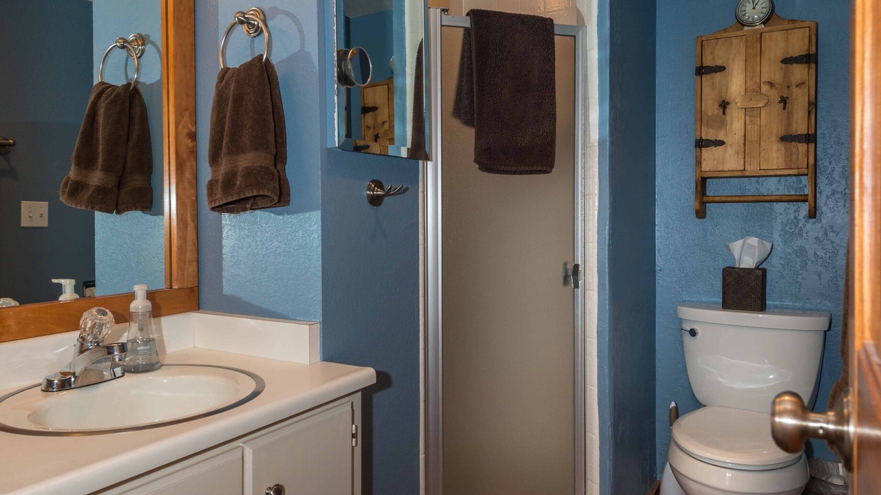 Photo of Bathroom in Park Meadows