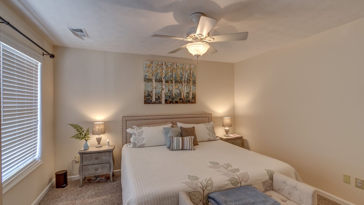 Photo of Bedroom in Masterson Station