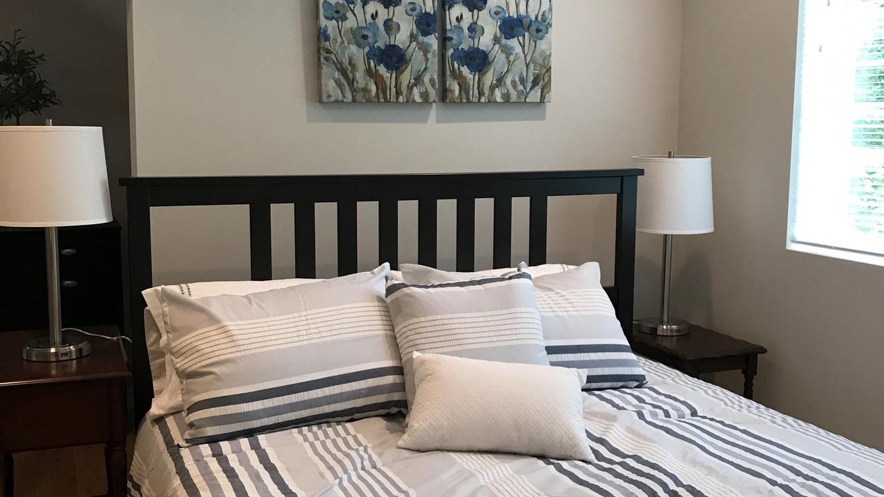 Photo of Bedroom in Batesville