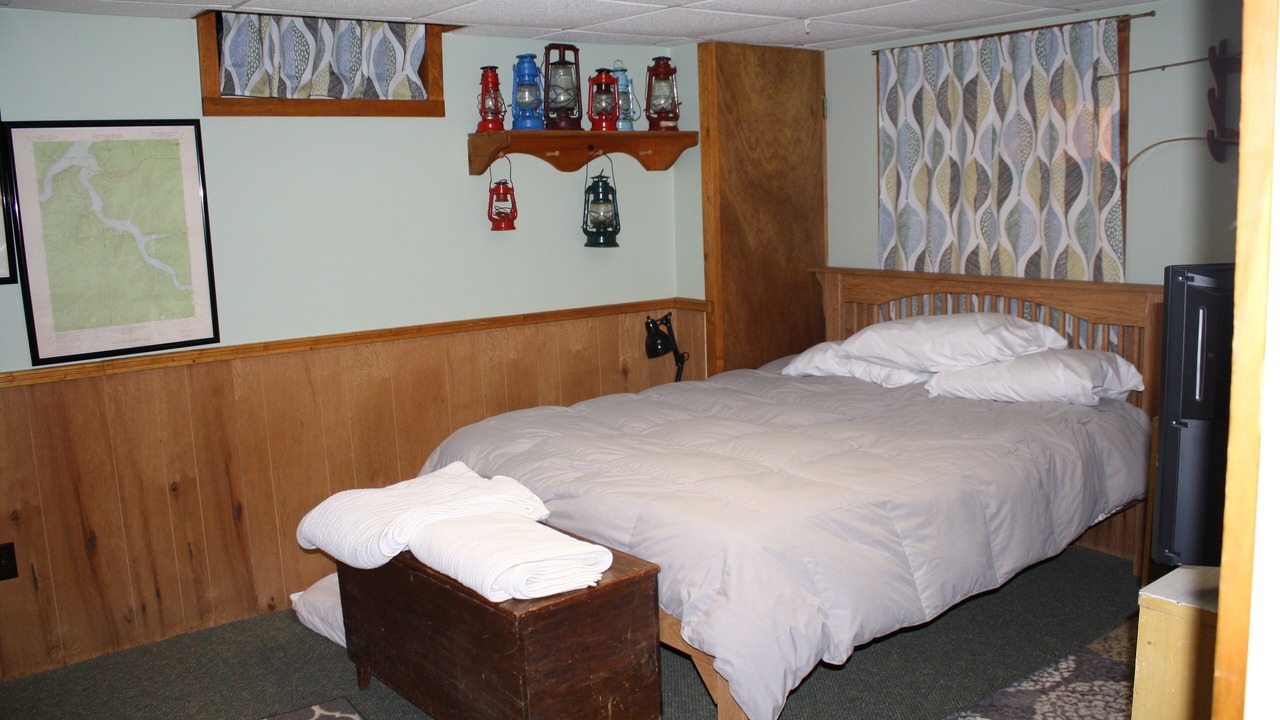 Photo of Bedroom in Russell