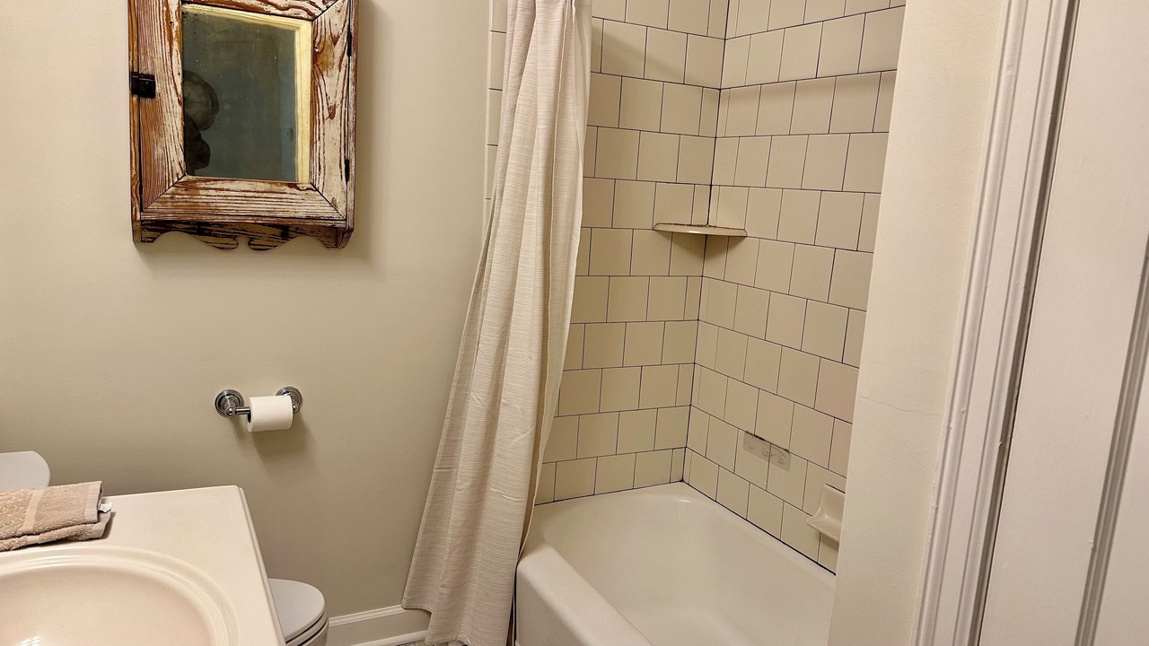 Photo of Bathroom in University District