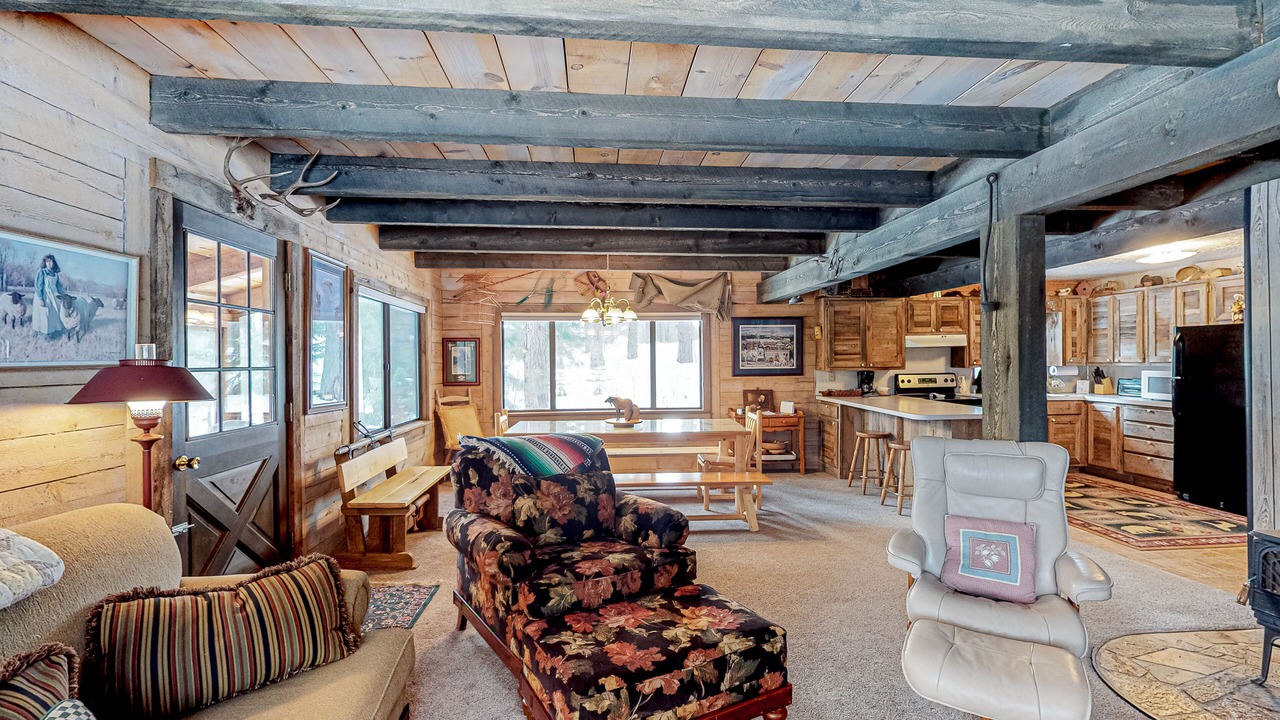 Photo of Livingroom in McCall