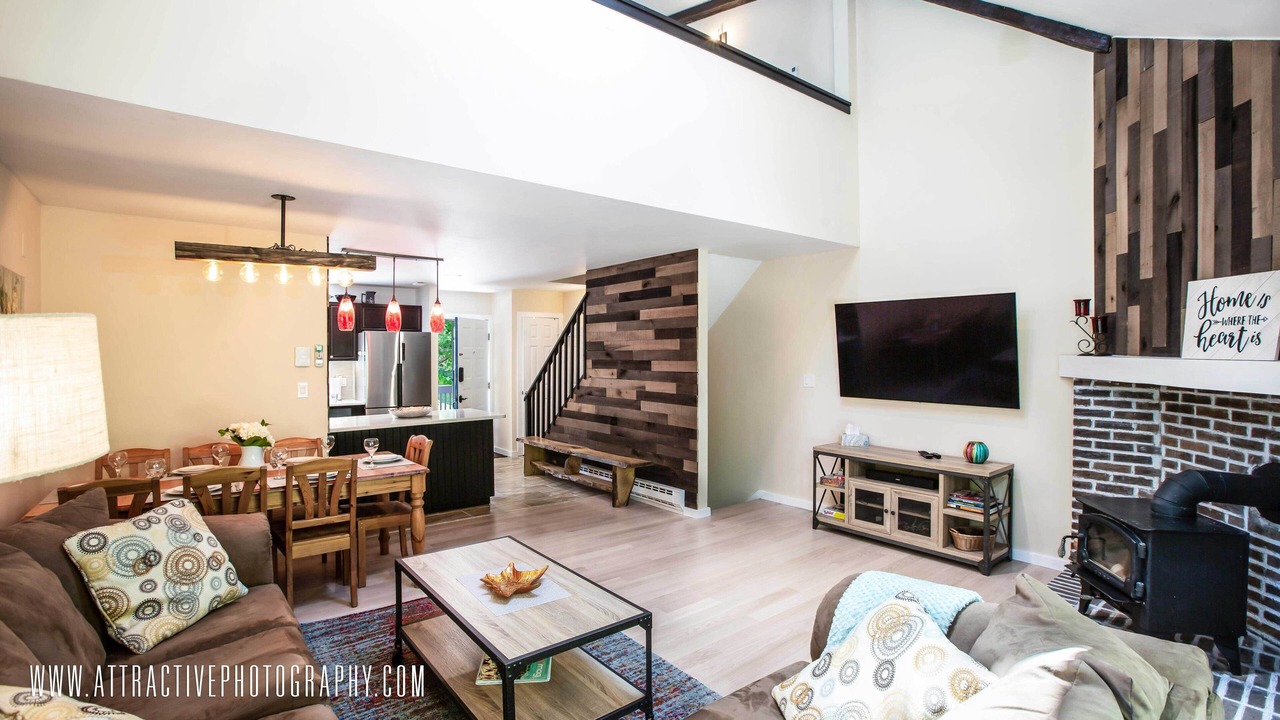 Photo of Livingroom in Village at Camelback