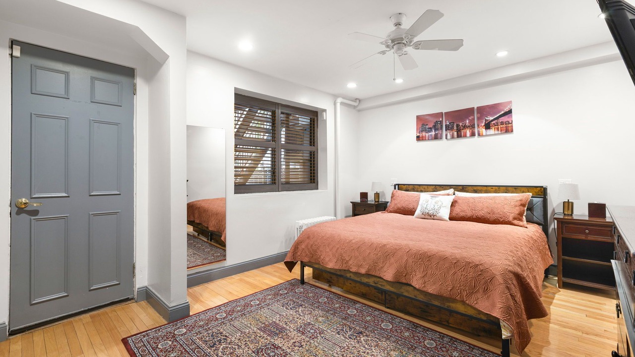 Photo of Bedroom in Central Park West