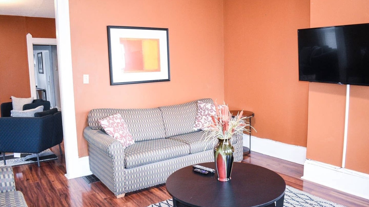 Photo of Livingroom in Ohio City