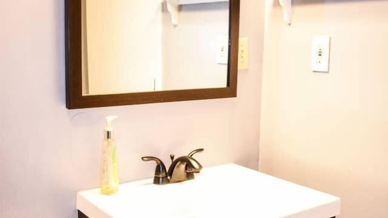 Photo of Bathroom in Ohio City