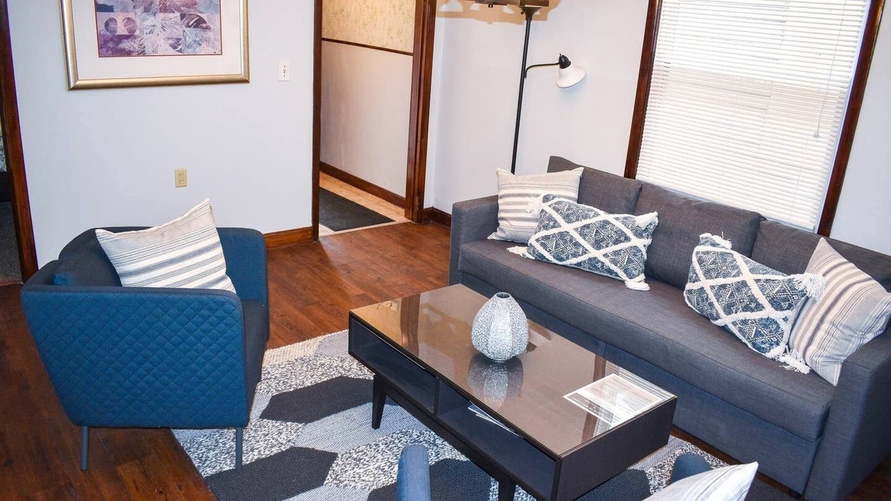 Photo of Livingroom in Ohio City
