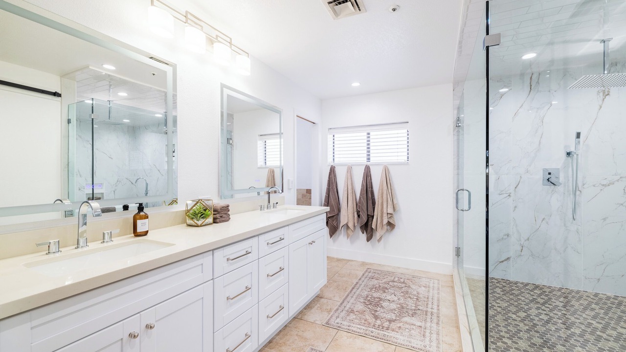 Photo of Bathroom in Pinnacle Peak