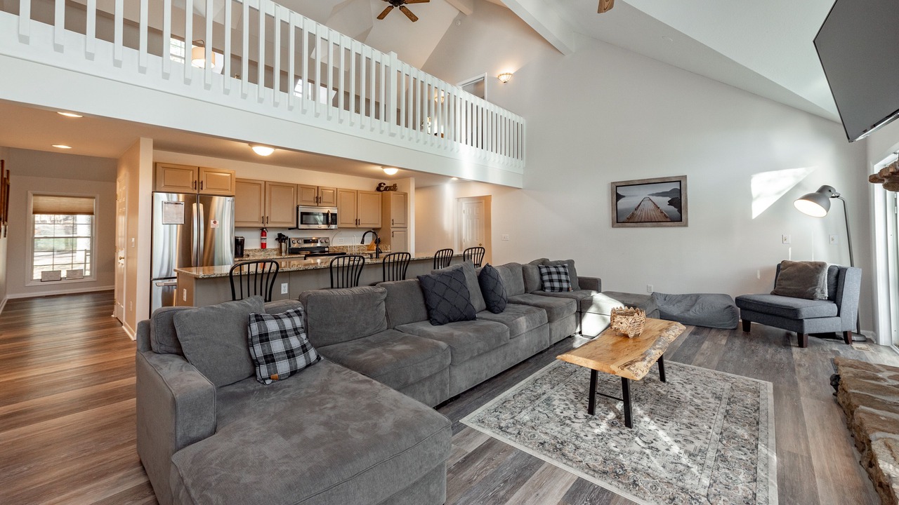Photo of Livingroom in Blakeslee