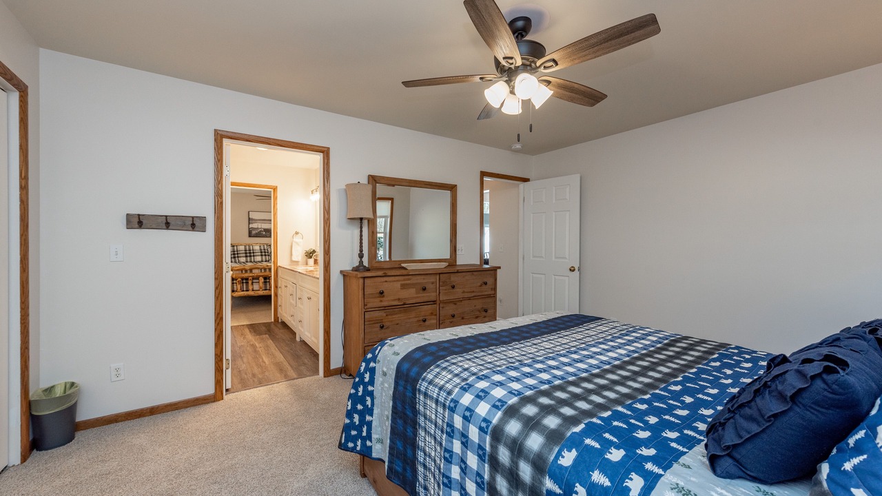 Photo of Bedroom in Blakeslee