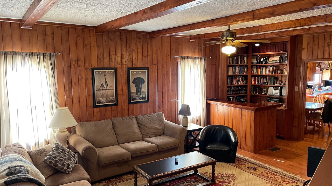 Photo of Livingroom in Ellicottville