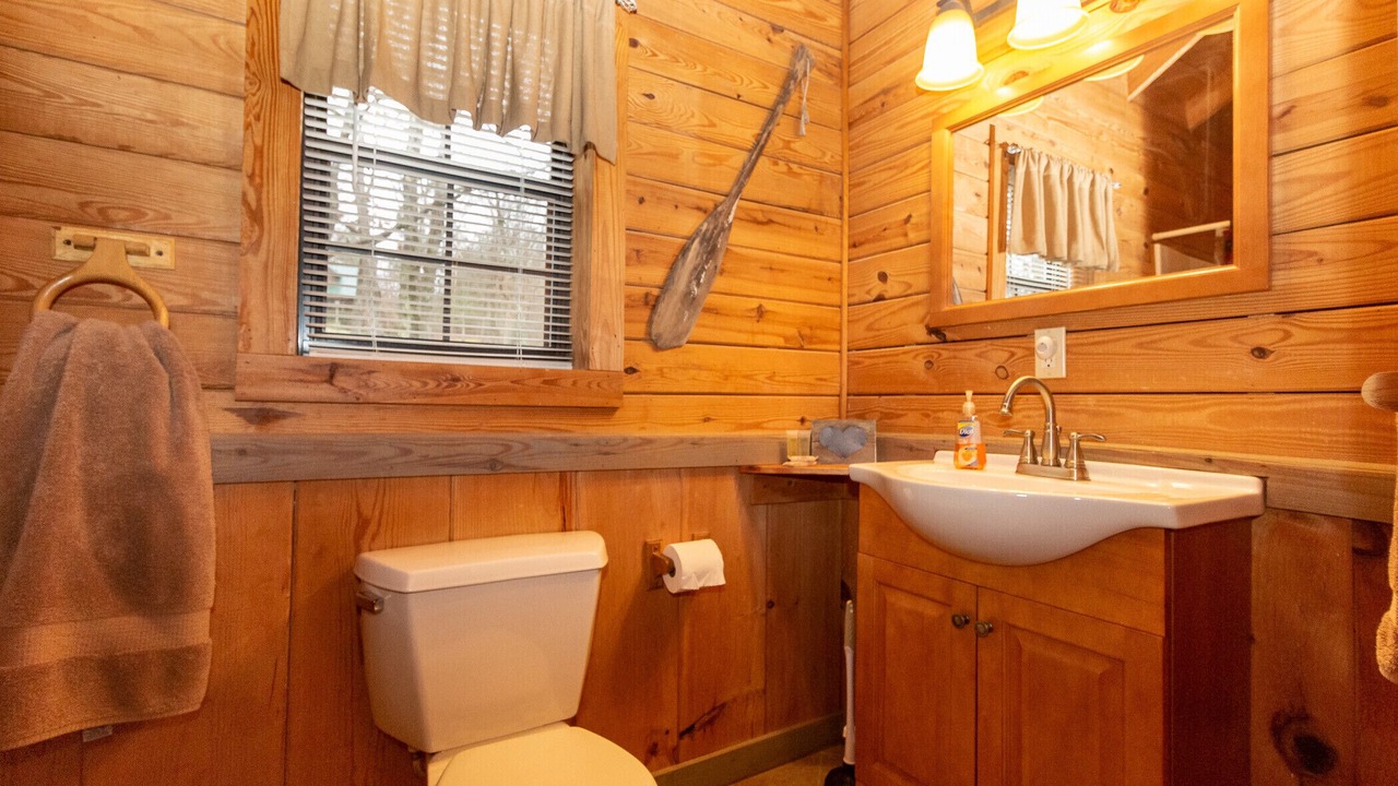 Photo of Bathroom in Copperhill