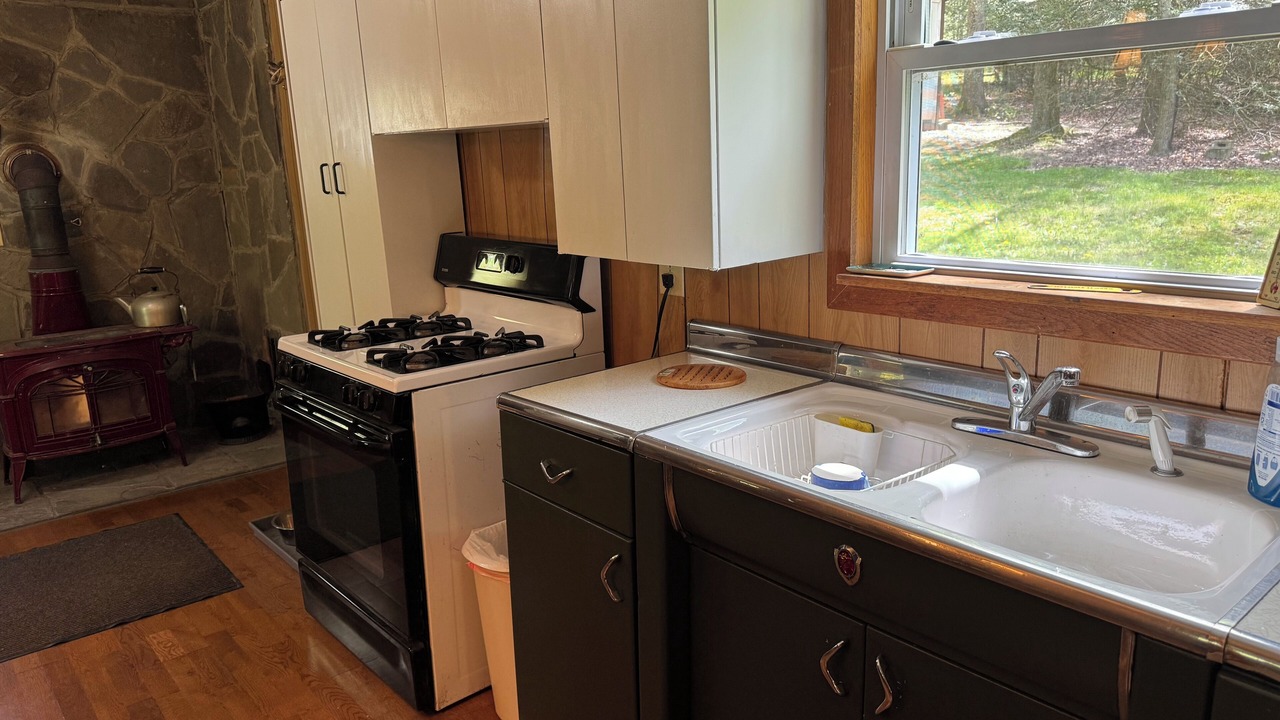 Photo of Kitchen in Warriors Mark