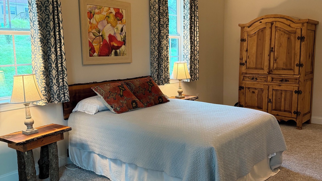 Photo of Bedroom in Knoxville