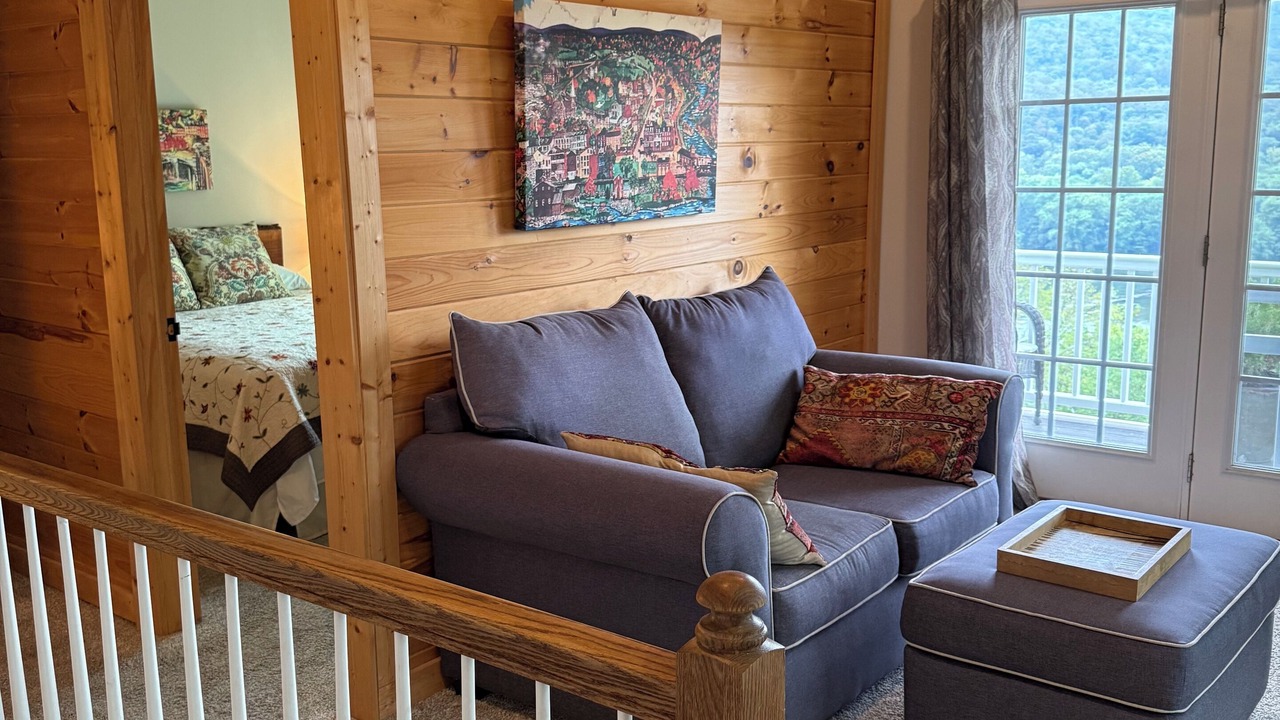 Photo of Bedroom in Knoxville