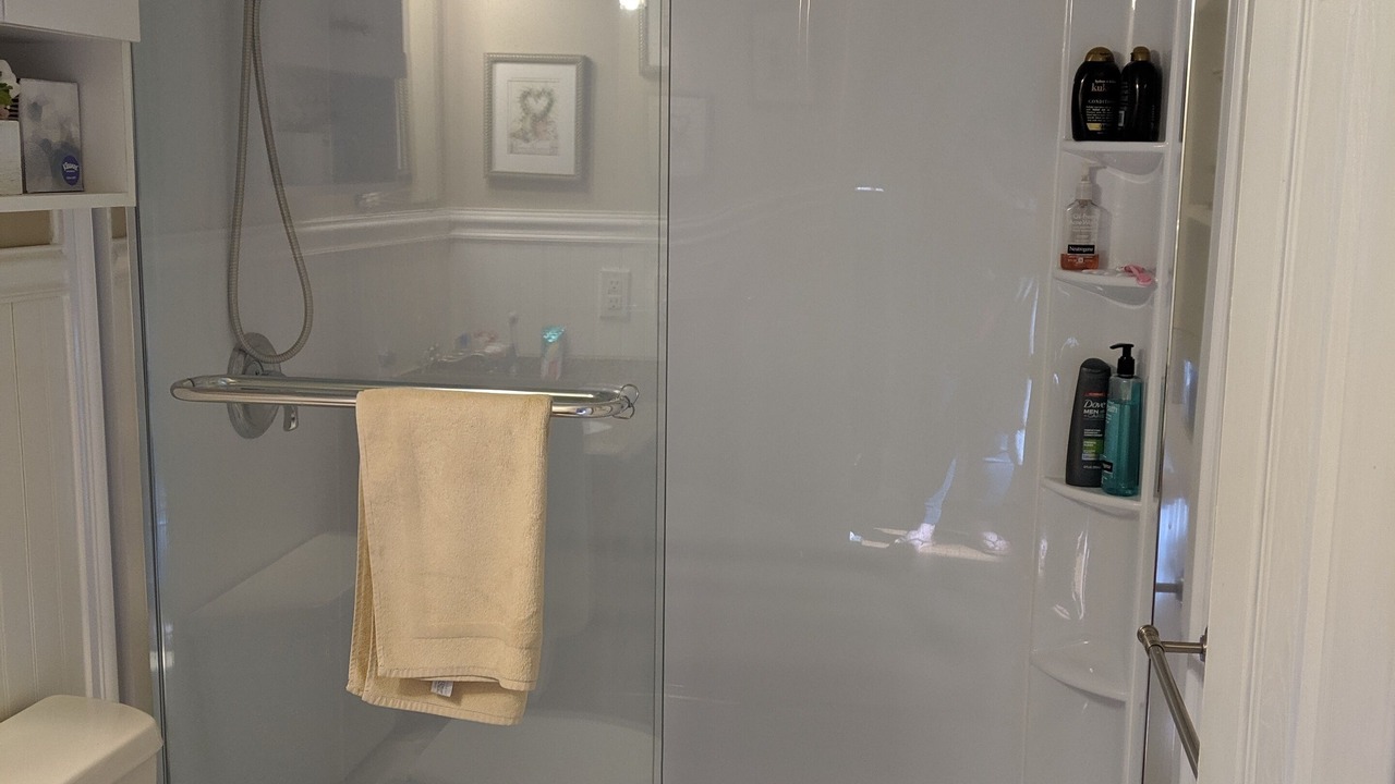 Photo of Bathroom in Holgate