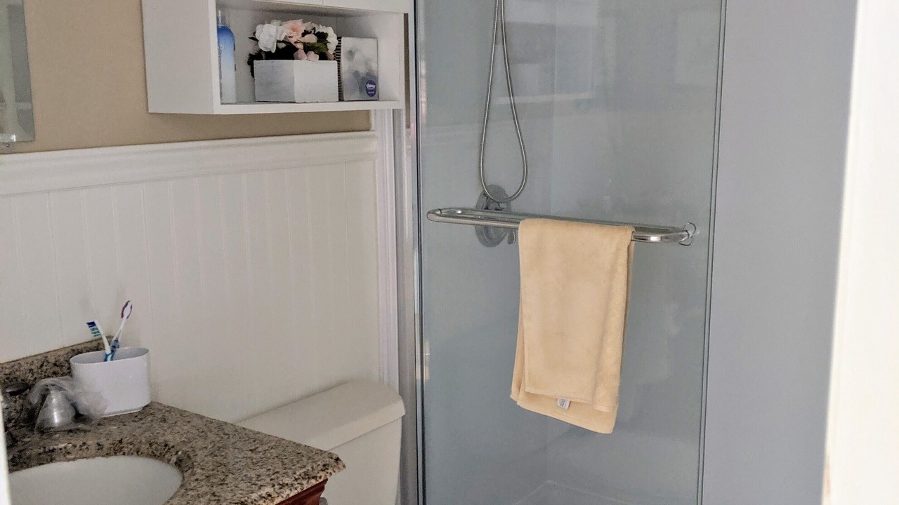 Photo of Bathroom in Holgate