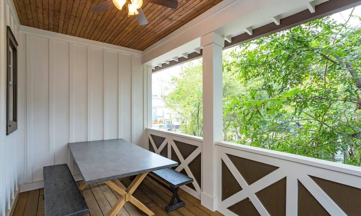 Photo of Outdoor in Shelby Hills