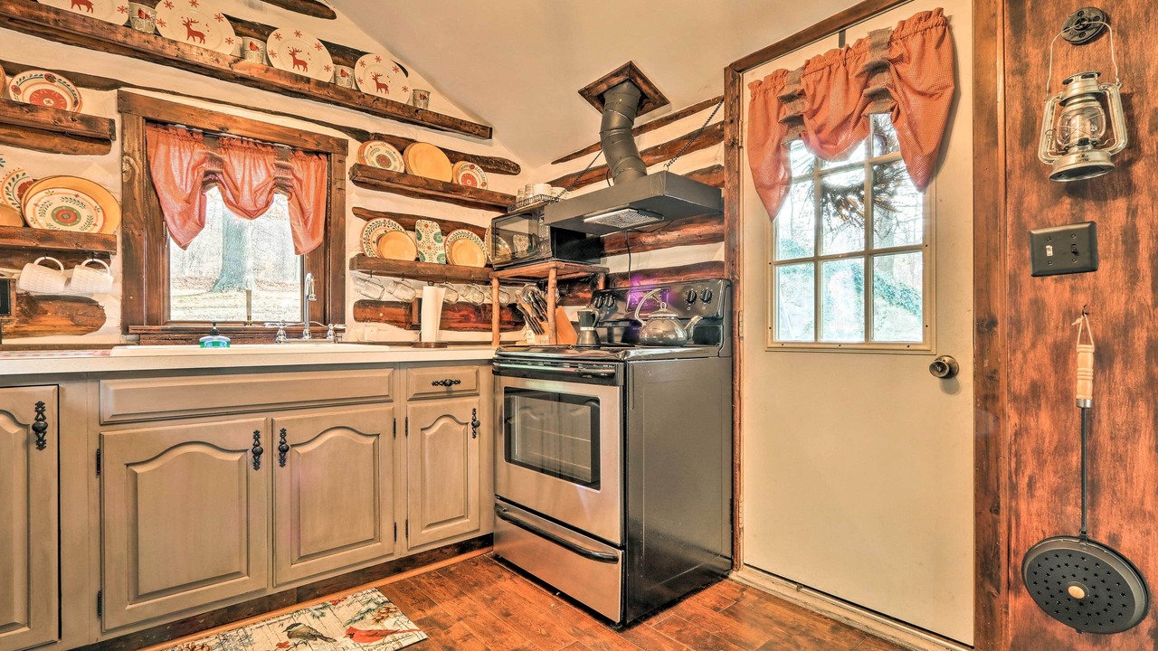 Photo of Kitchen in Seisholtzville