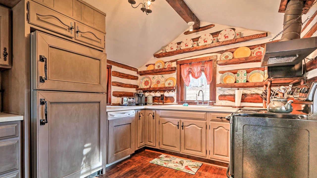 Photo of Kitchen in Seisholtzville