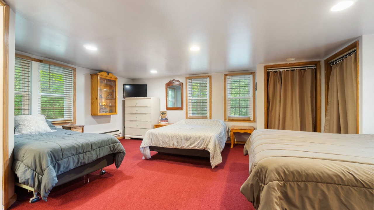 Photo of Bedroom in Jefferson Township