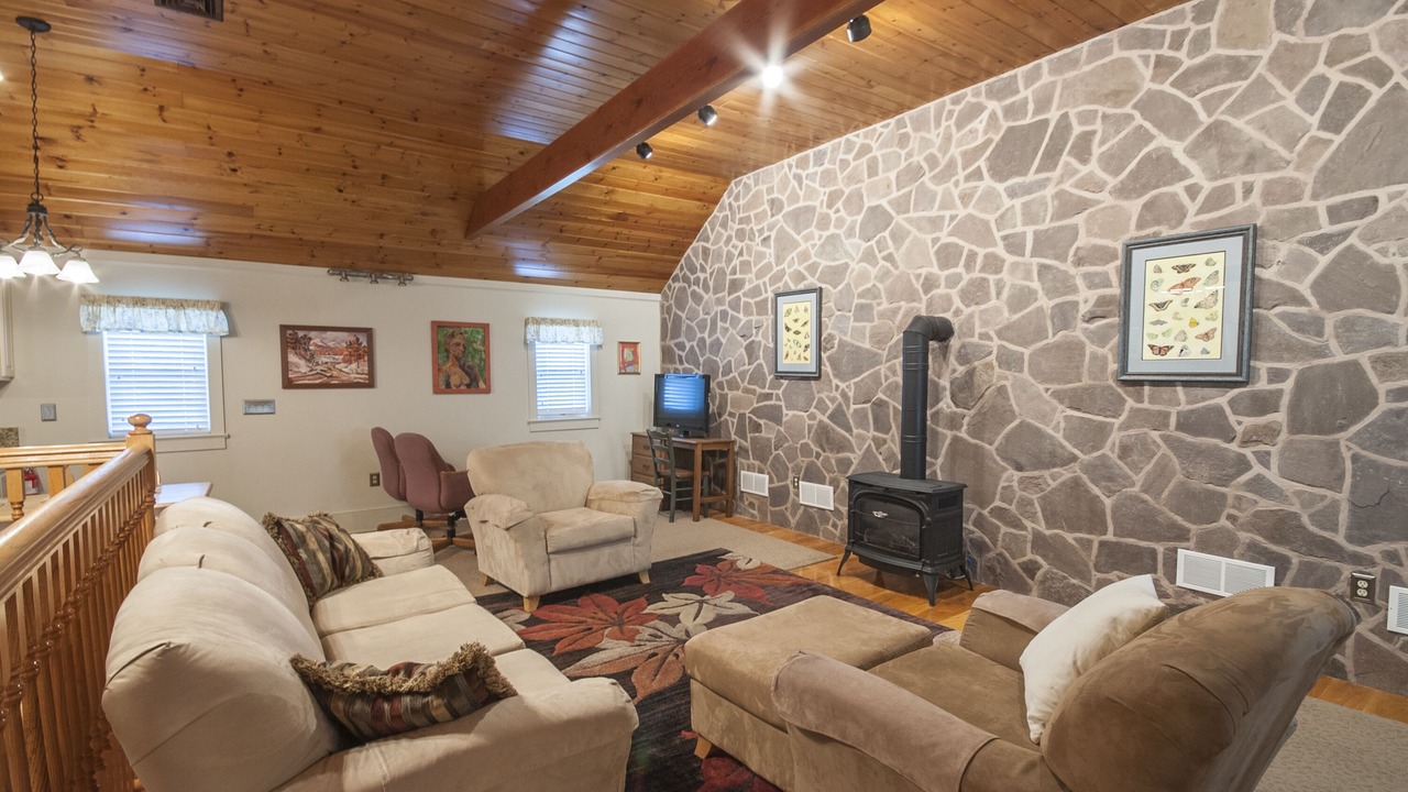 Photo of Livingroom in Reinholds
