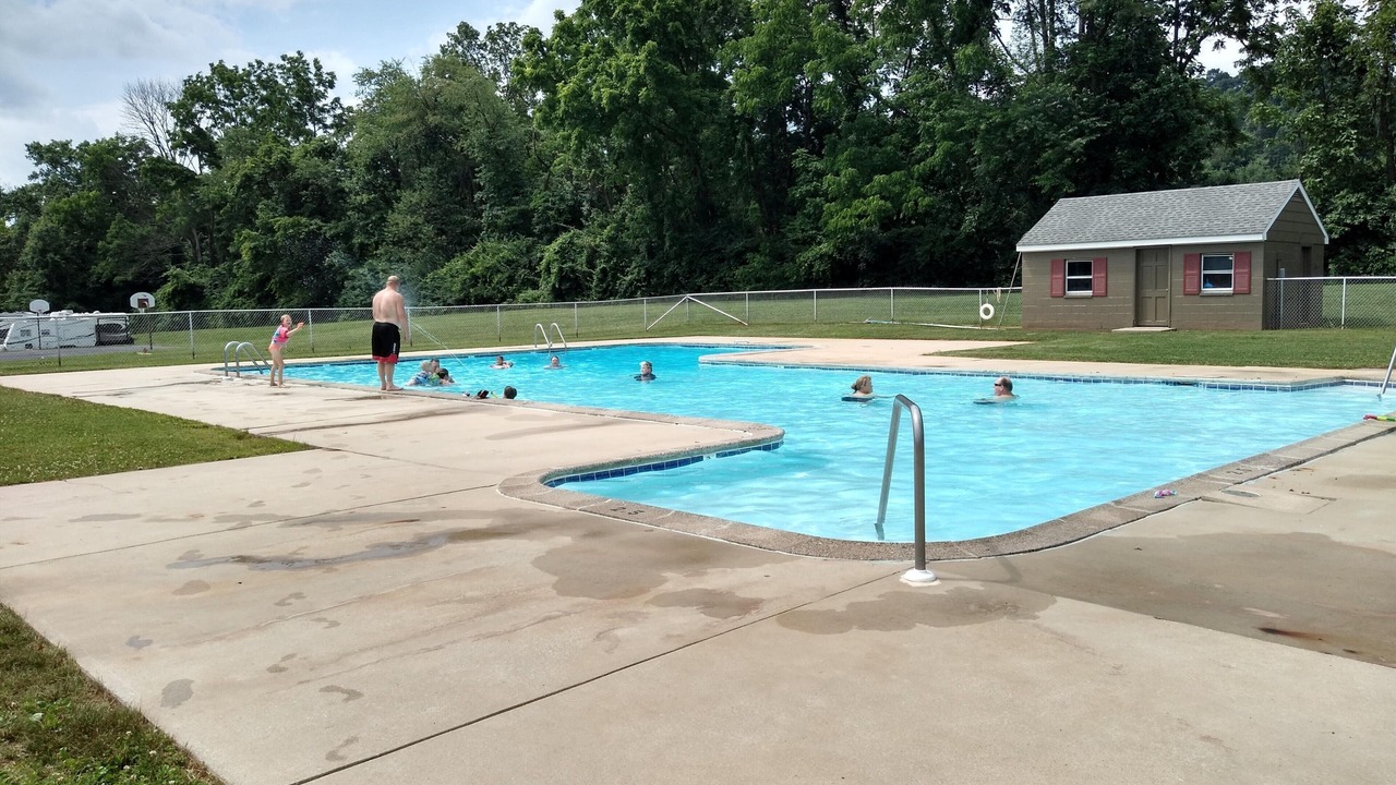 Photo of Outdoor in Reinholds