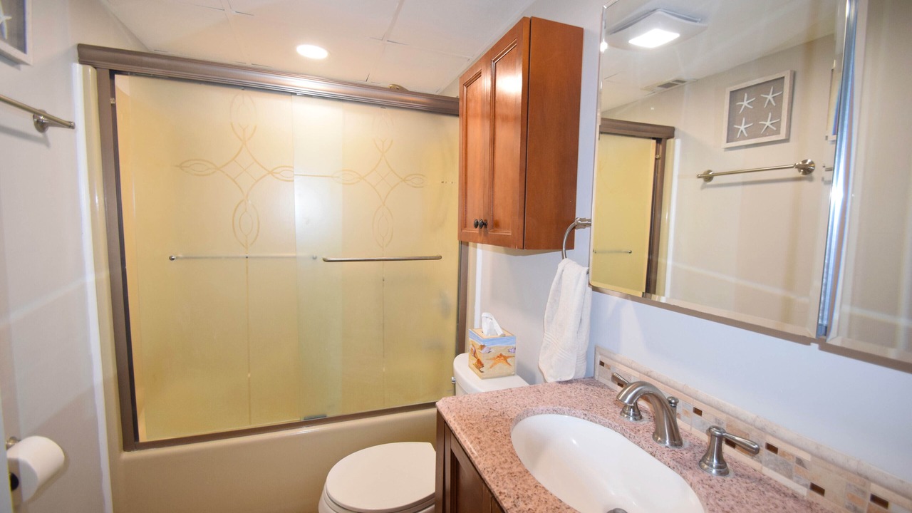 Photo of Bathroom in Midtown Ocean City