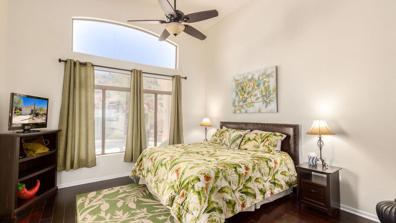 Photo of Bedroom in Red Mountain Ranch