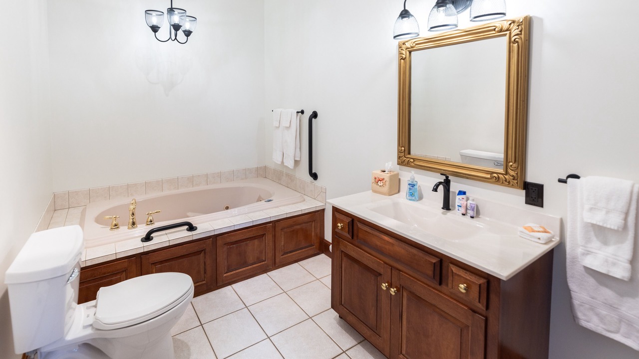 Photo of Bathroom in Millersburg
