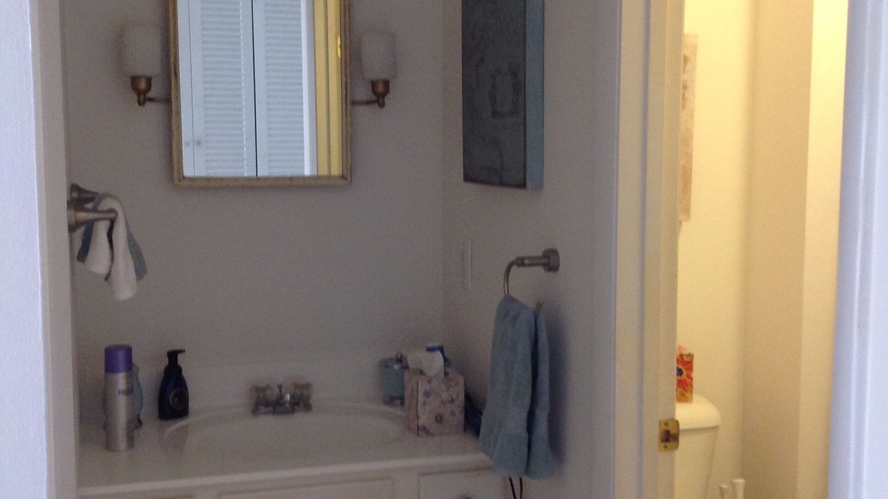 Photo of Bathroom in Lee