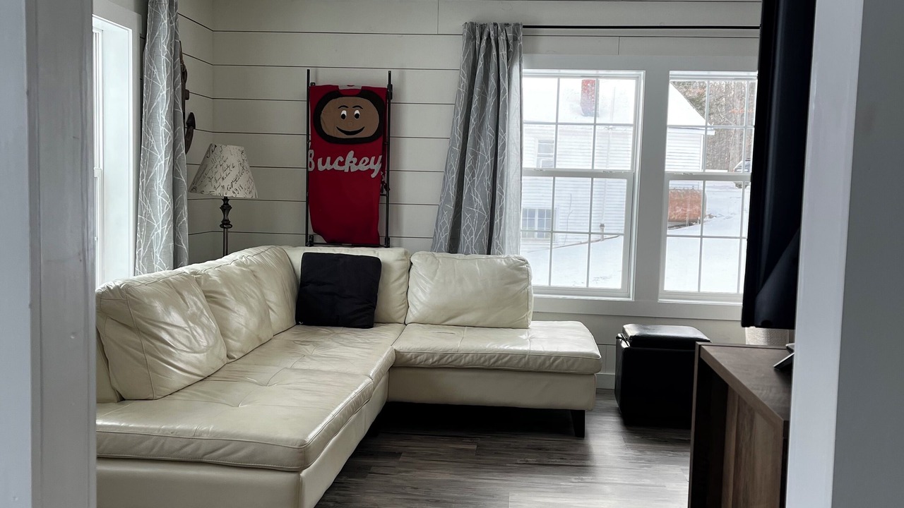 Photo of Livingroom in Coldwater