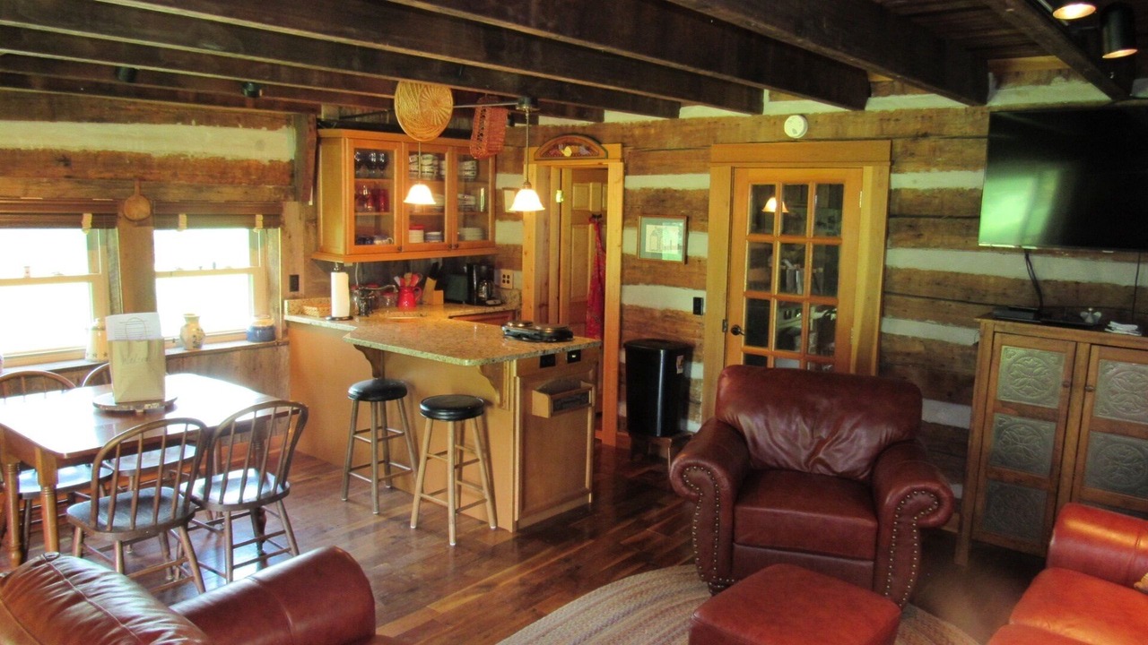 Photo of Livingroom in Gallatin