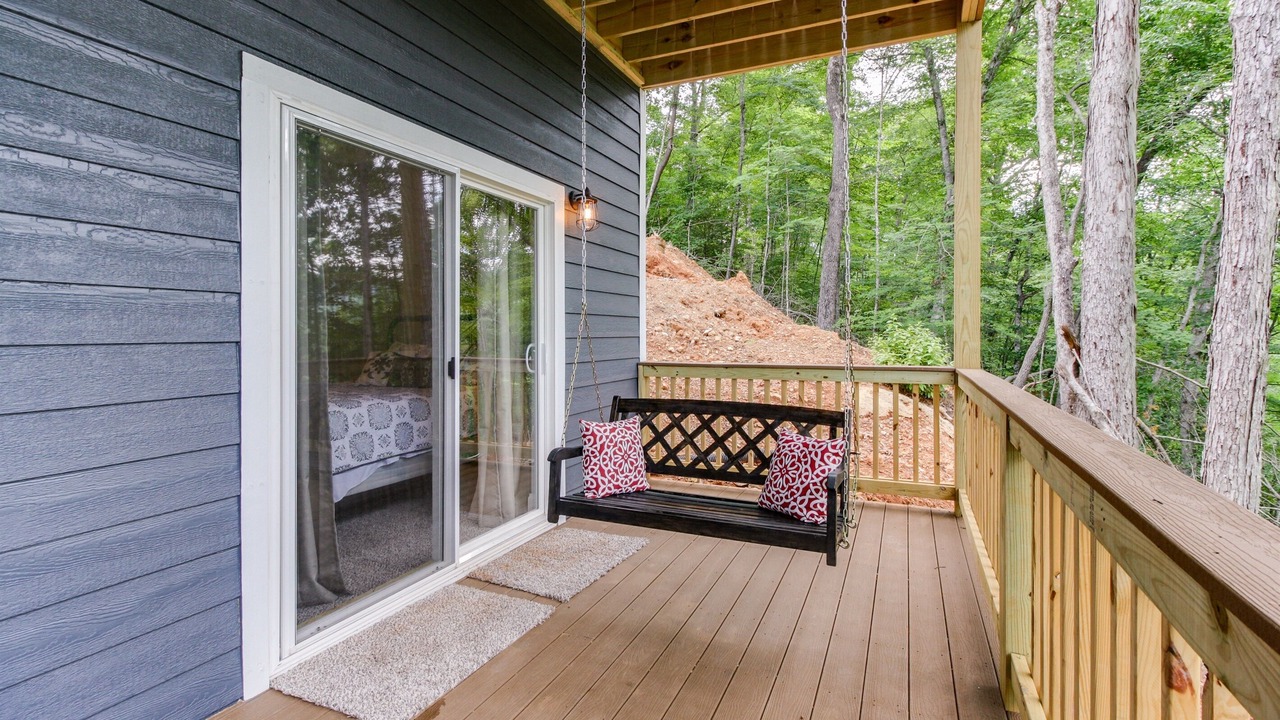 Photo of Patio Balcony in Lakeside Estates