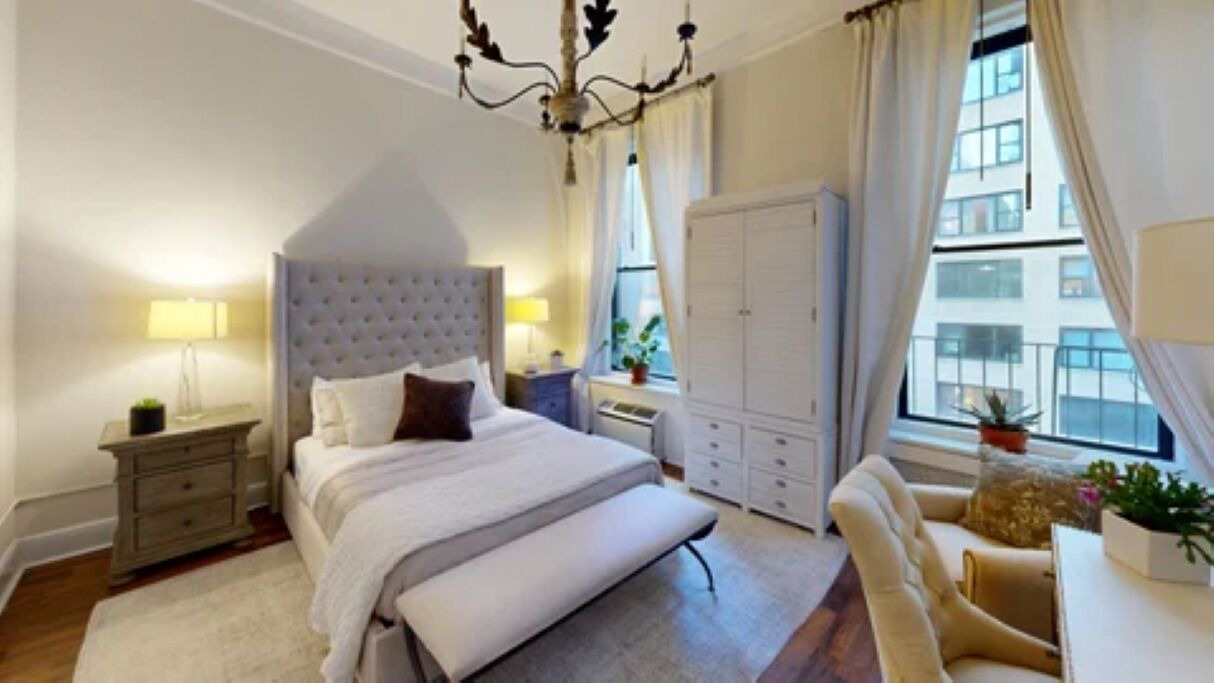 Photo of Bedroom in Central Park South