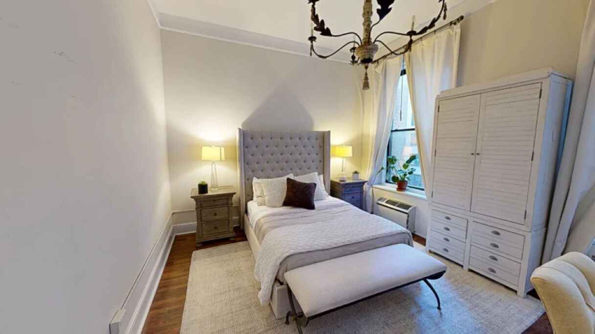 Photo of Bedroom in Central Park South