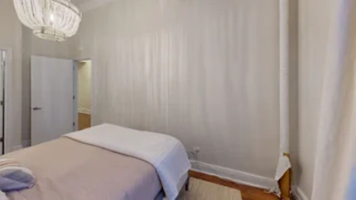 Photo of Bedroom in Central Park South