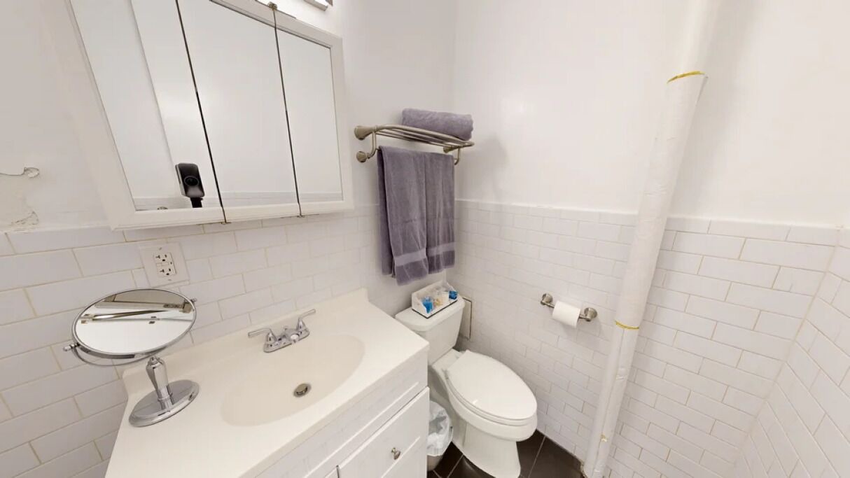Photo of Bathroom in Central Park South