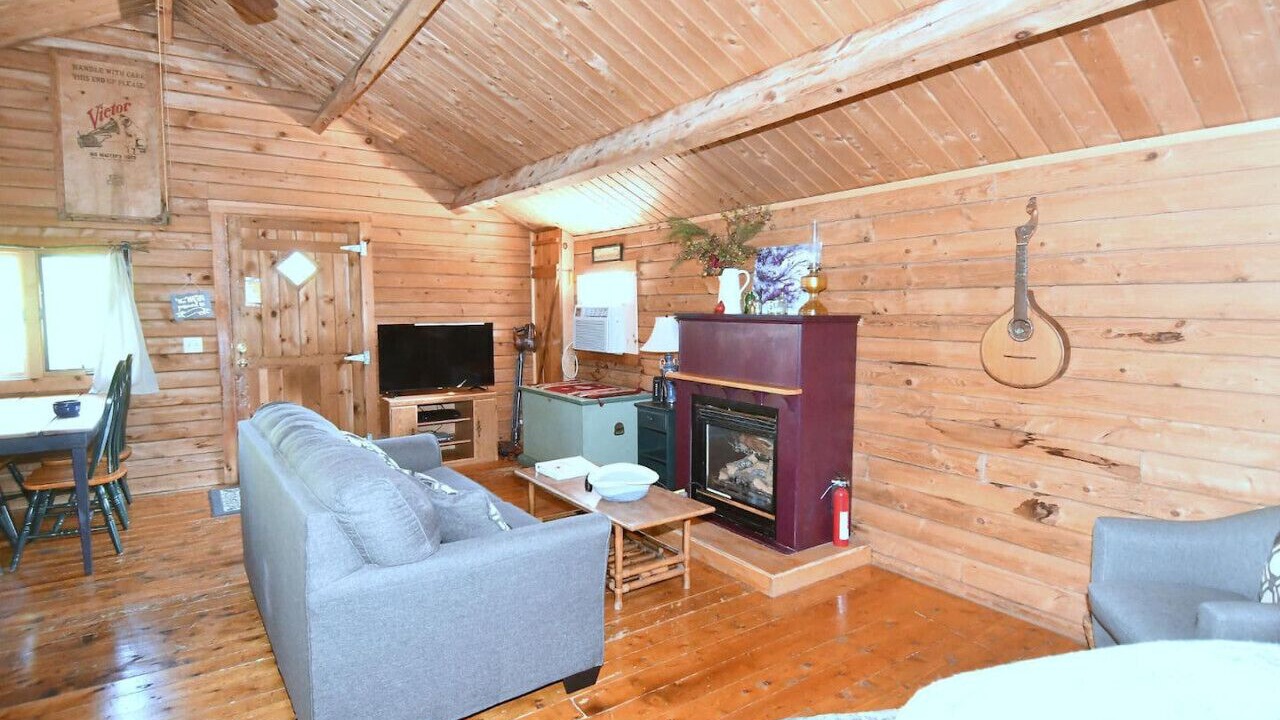 Photo of Bedroom in Berkeley Springs