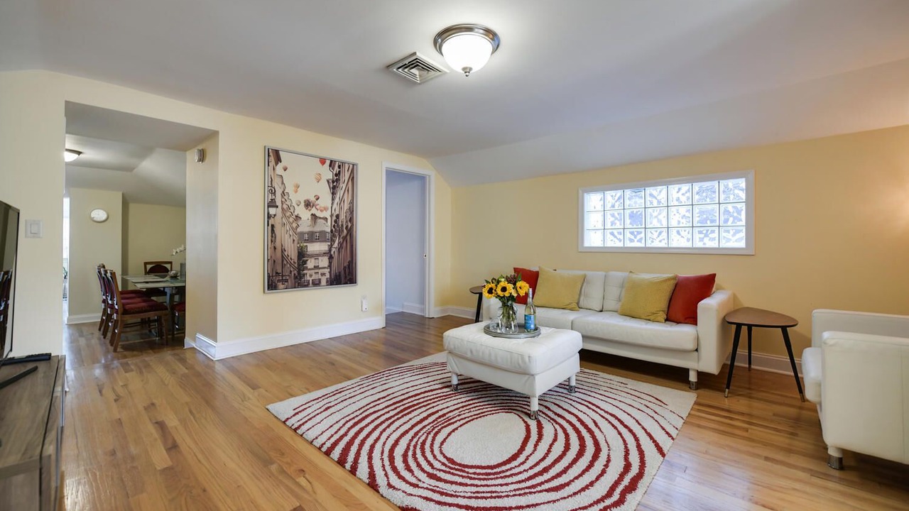 Photo of Livingroom in Princeton