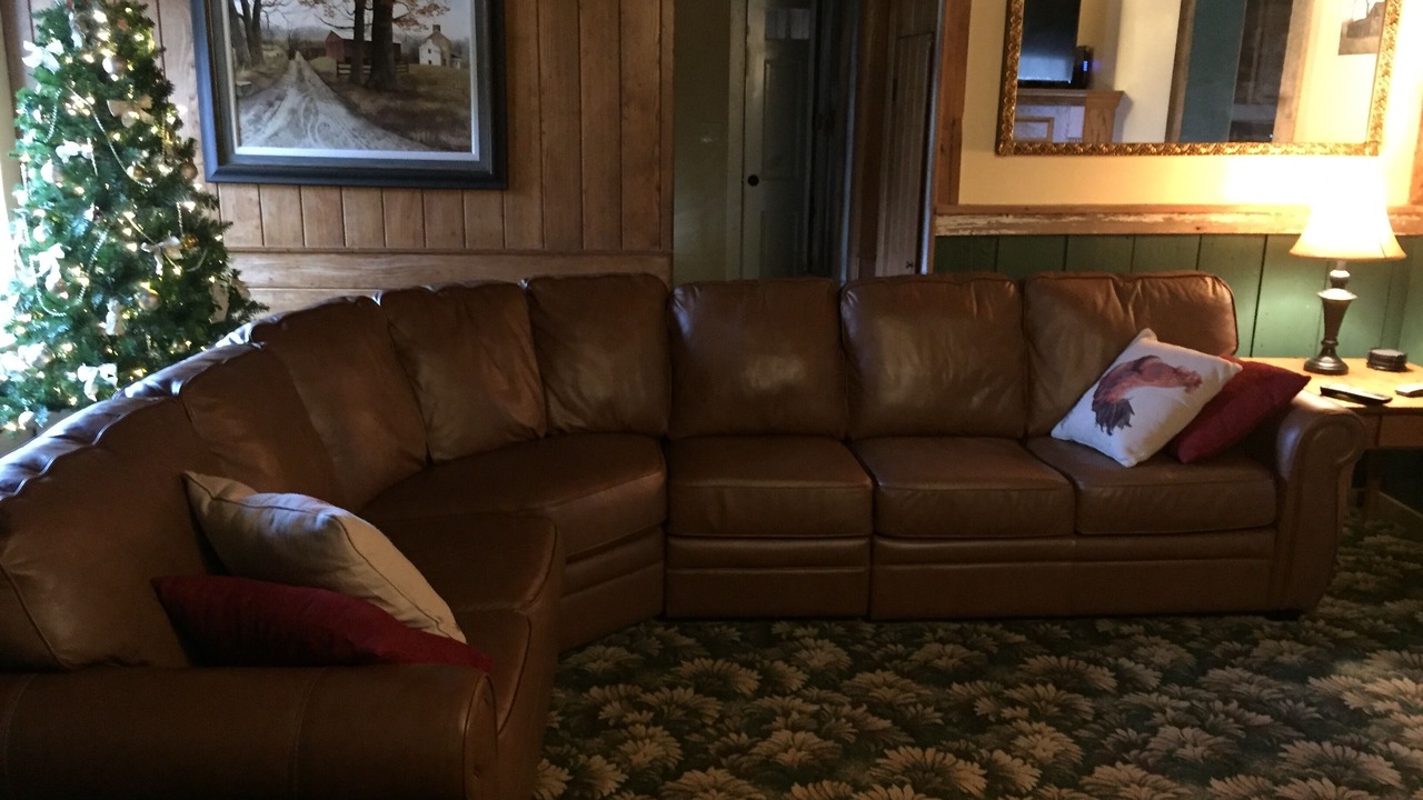 Photo of Livingroom in Perrysville